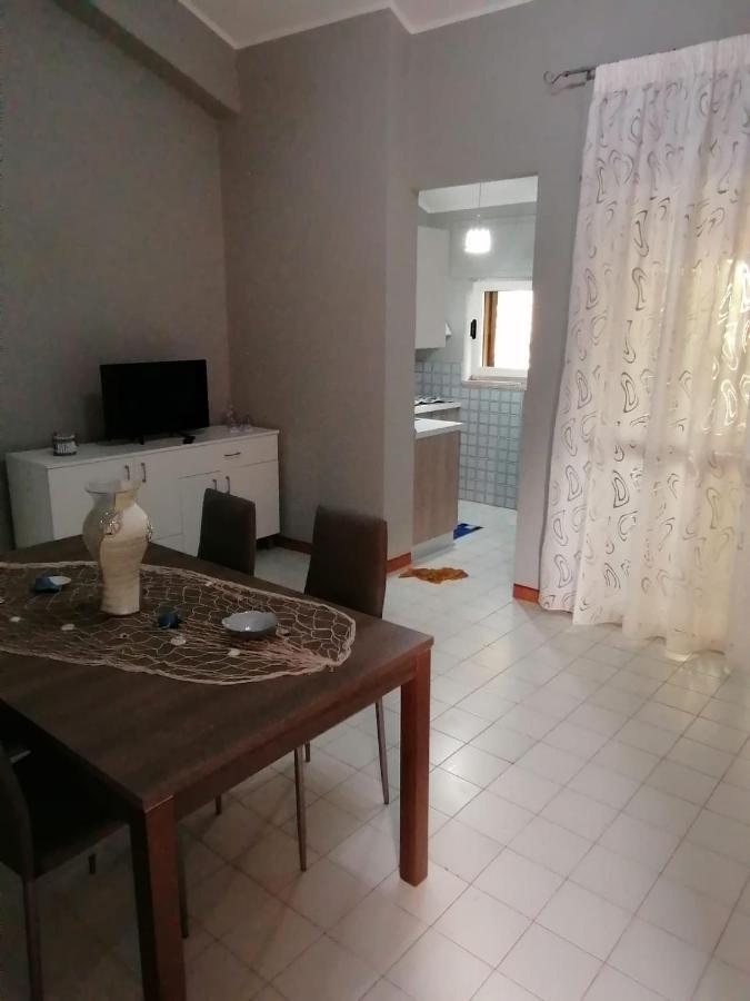 roberto apartments Drapia Esterno foto