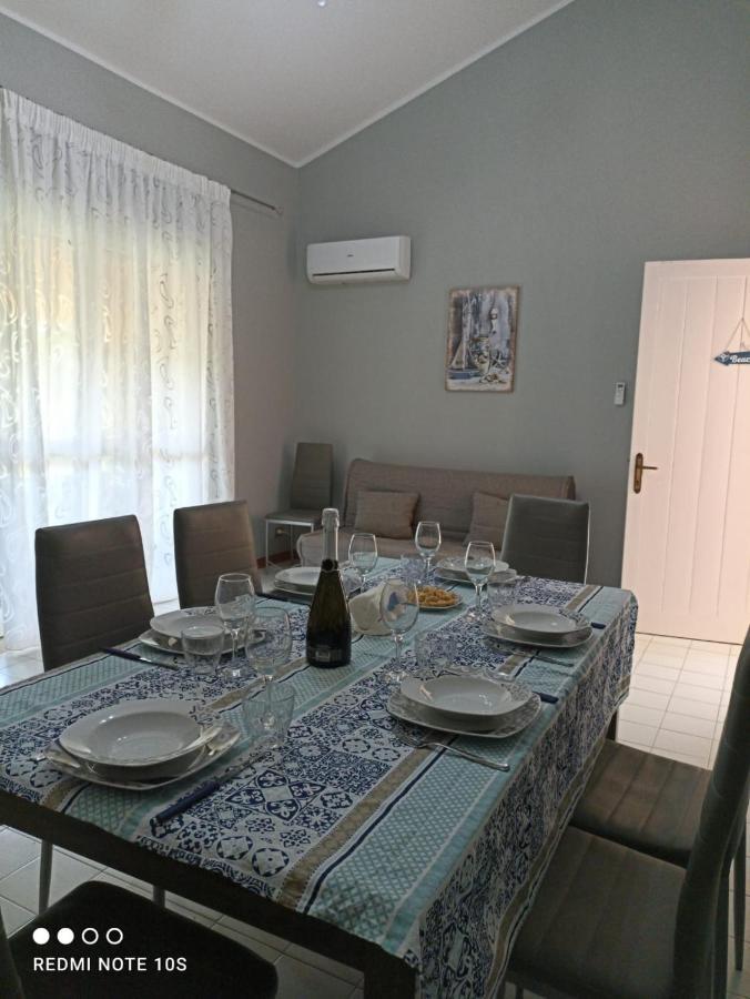 roberto apartments Drapia Esterno foto