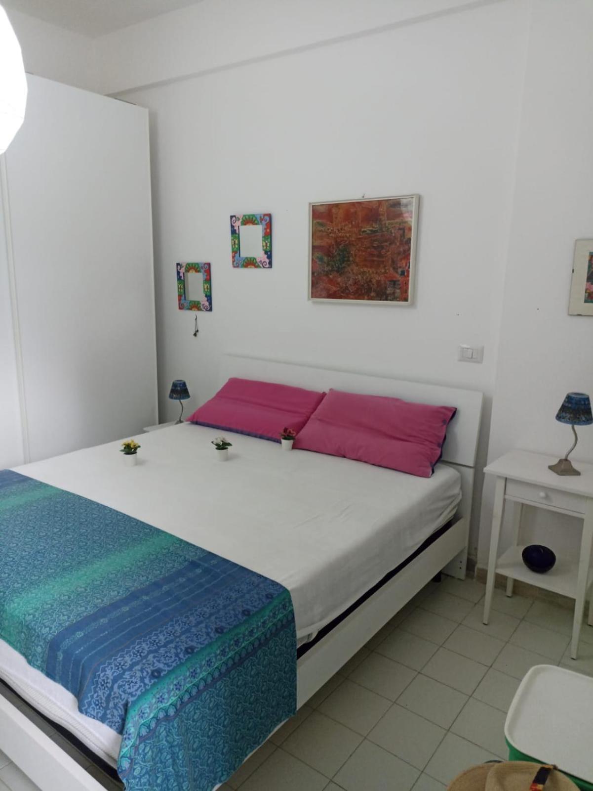 roberto apartments Drapia Esterno foto